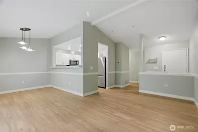 25235 SE Klahanie Blvd #C303, Sammamish, WA 98029 - Photo 17