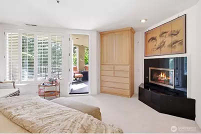 10000 Meydenbauer Way SE #1, Bellevue, WA 98004 - Photo 13