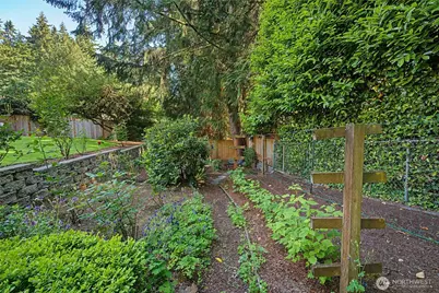 19719 41st Avenue NE, Lake Forest Park, WA 98155 - Photo 29