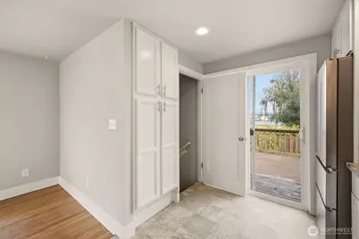 748 S Kenyon Street, Seattle, WA 98108 - Photo 17