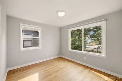 748 S Kenyon Street, Seattle, WA 98108 - Photo 13