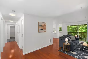 23333 Cedar Way, Mountlake Terrace, WA 98043 - Photo 13