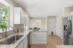 8128 NE 161st Pl, Kenmore, WA 98028 - Photo 9