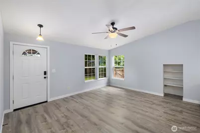 2956 Janet Avenue, Camano Island, WA 98282 - Photo 9