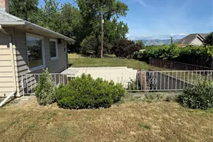 1413 SE Central Ave, College Place, WA 99324 - Photo 3