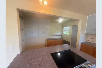 1413 SE Central Avenue, College Place, WA 99324 - Photo 7