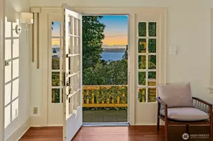 707 Lake Washington Blvd S, Seattle, WA 98144 - Photo 3