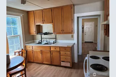 408 Edson Street, Lynden, WA 98264 - Photo 5
