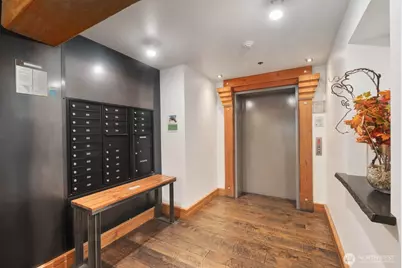 81 Vine Street #406, Seattle, WA 98121 - Photo 31
