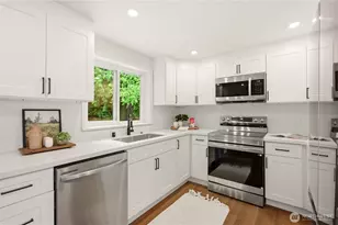 14716 22nd Ave NE, Shoreline, WA 98155 - Photo 9