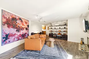 3045 20th Ave W, Seattle, WA 98199 - Photo 3