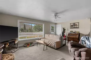 199 1st St SE, East Wenatchee, WA 98802 - Photo 3