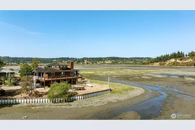 2385 Sunlight Beach Road, Clinton, WA 98236 - Photo 33