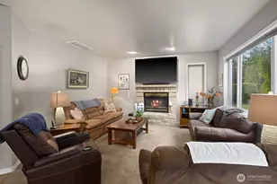 21806 SE 296th St, Black Diamond, WA 98010 - Photo 11