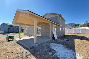 145 Juanita Way, Malaga, WA 98828 - Photo 11