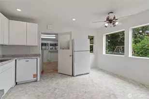 6411 Lake Grove St SW, Lakewood, WA 98499 - Photo 7