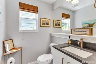 4784 Bridgeport Pl, Mukilteo, WA 98275 - Photo 9