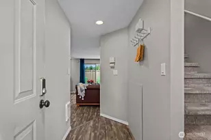 1404 S 308th Ln, Federal Way, WA 98003 - Photo 3