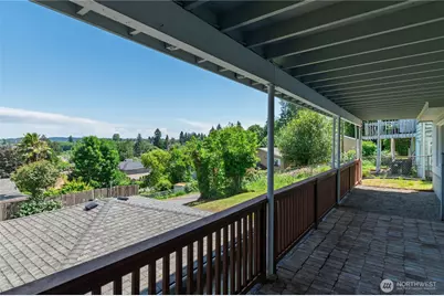 1906 N Wycoff Avenue, Bremerton, WA 98312 - Photo 33