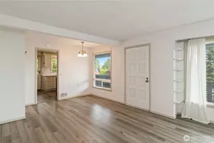 1906 N Wycoff Ave, Bremerton, WA 98312 - Photo 11