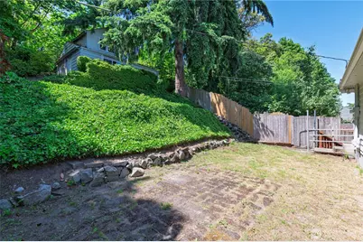 1906 N Wycoff Avenue, Bremerton, WA 98312 - Photo 31