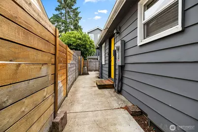 9456 21st Avenue SW #C, Seattle, WA 98106 - Photo 7