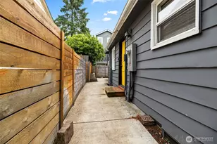 9456 21st Ave SW, Seattle, WA 98106 - Photo 7