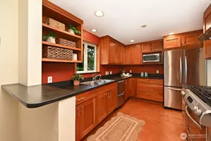 5109 S Angeline St, Seattle, WA 98118 - Photo 9