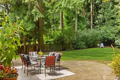 3910 225th Court NE, Redmond, WA 98053 - Photo 35