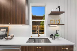5921 32nd Ave SW, Seattle, WA 98126 - Photo 11