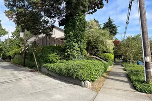 3021 Fuhrman Ave E, Seattle, WA 98102 - Photo 3