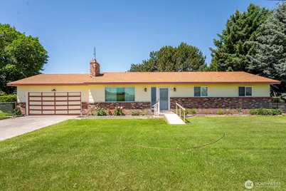 4934 Road L.9 NE, Moses Lake, WA 98837 - Photo 1