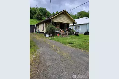 1534 Larch Street, Raymond, WA 98577 - Photo 1