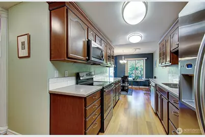 5585 E Evergreen Boulevard #5302, Vancouver, WA 98661 - Photo 9
