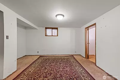 11419 Crestwood Drive S, Seattle, WA 98178 - Photo 17