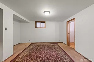 11419 Crestwood Dr S, Seattle, WA 98178 - Photo 17