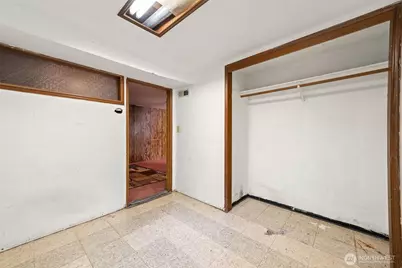 11419 Crestwood Drive S, Seattle, WA 98178 - Photo 23