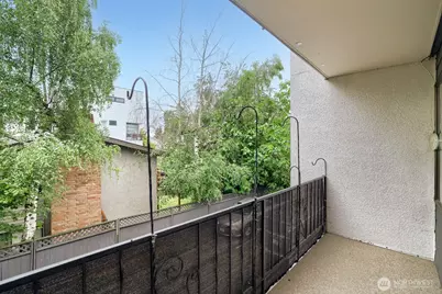 6110 24th Avenue NW #203, Seattle, WA 98107 - Photo 15