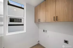 5921 32nd Ave SW, Seattle, WA 98126 - Photo 11