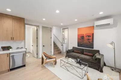 5921 32nd Avenue SW #B, Seattle, WA 98126 - Photo 5