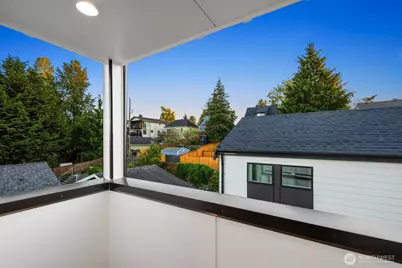 5921 32nd Avenue SW #B, Seattle, WA 98126 - Photo 17