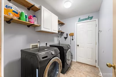 18402 39th Avenue E, Tacoma, WA 98446 - Photo 21