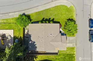 18402 39th Ave E, Tacoma, WA 98446 - Photo 27