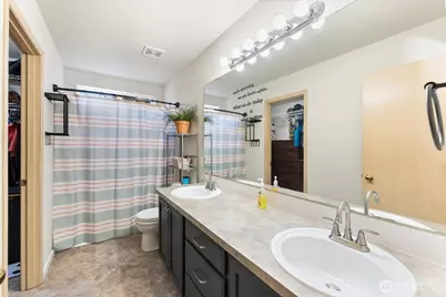 18402 39th Avenue E, Tacoma, WA 98446 - Photo 15