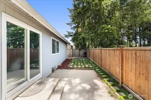 18402 39th Ave E, Tacoma, WA 98446 - Photo 23