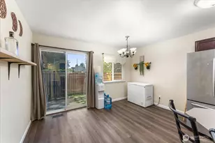 18402 39th Ave E, Tacoma, WA 98446 - Photo 11