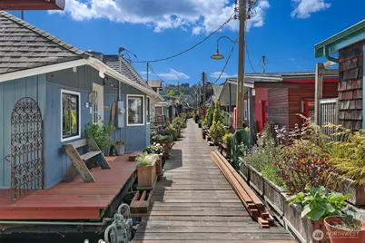 2019 Fairview Avenue E #B, Seattle, WA 98102 - Photo 3