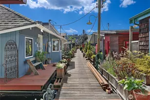 2019 Fairview Ave E, Seattle, WA 98102 - Photo 3
