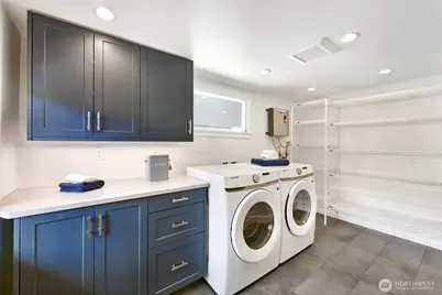 2019 Fairview Avenue E #B, Seattle, WA 98102 - Photo 11