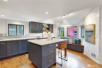 2019 Fairview Avenue E #B, Seattle, WA 98102 - Photo 9